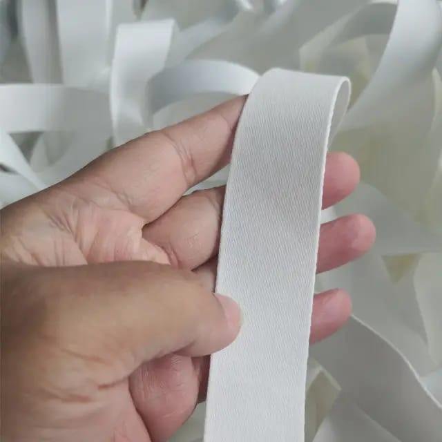 Cinta Lanyard Premium en rollo de 100 metros para sublimación y fabricación de credenciales