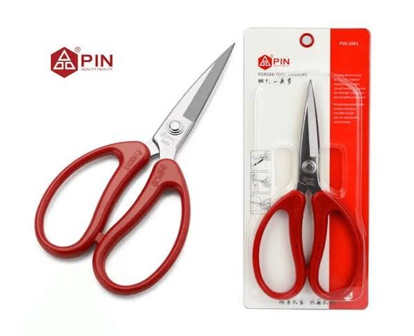 Tijera profesional orejona Marca PIN para costura y confección textil